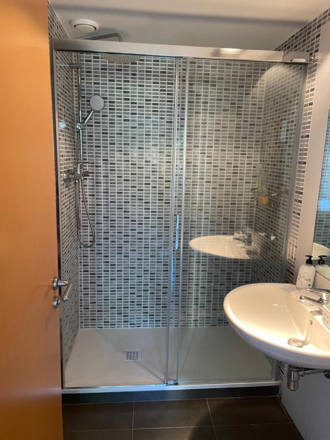 Standing Apartment Barcelona Forum 산트 아드리아 데 베소스 외부 사진